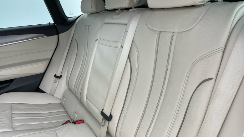 BMW 6 Series 630d xDrive M Sport 5dr Auto Diesel Hatchback